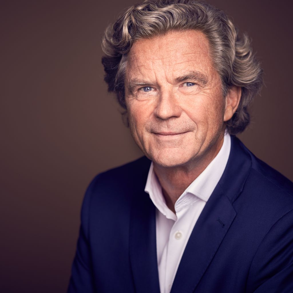 Portrait einer bekannten Führungspersönlichkeit aus Wirtschaft und Politik – Referenz von Benno Kraehahn